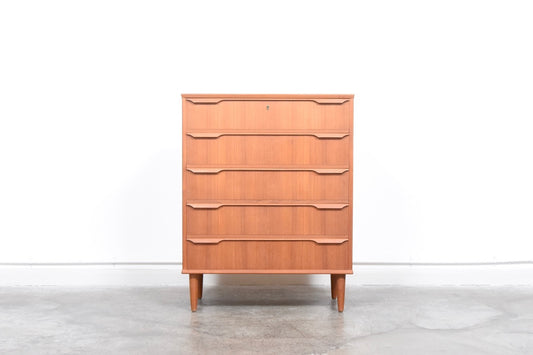 Chest of five drawers in teak