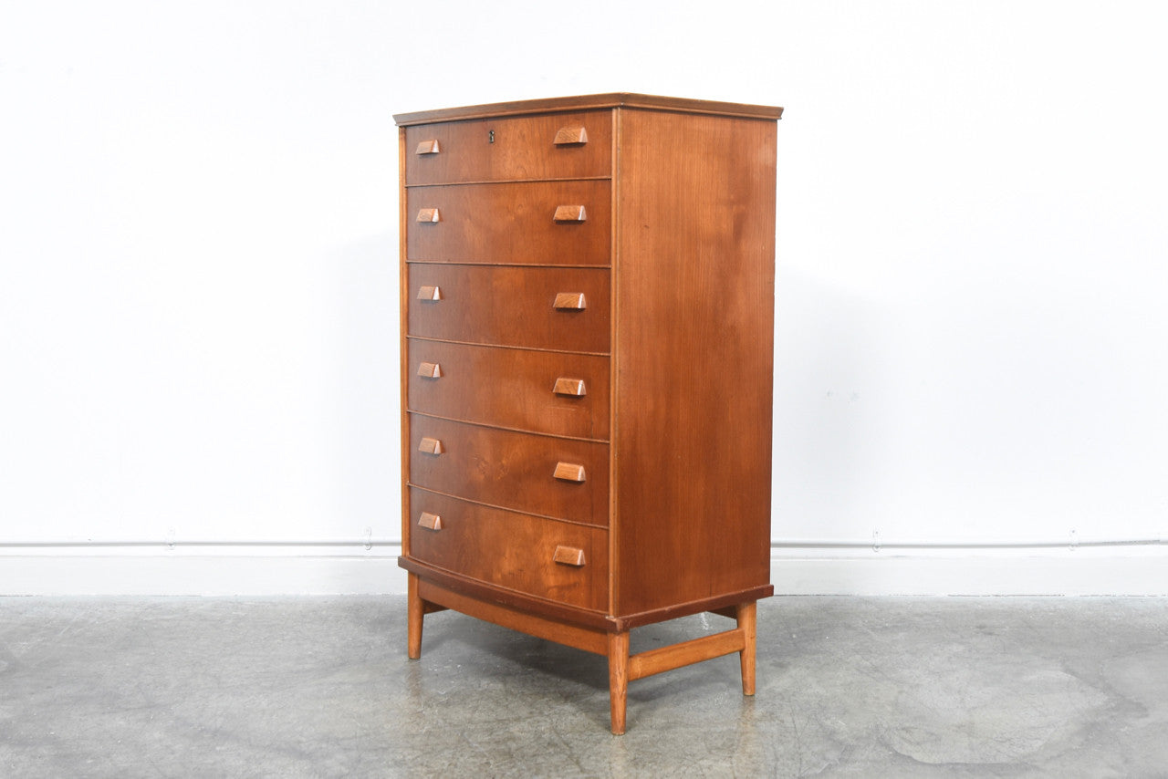 Bow-fronted chest of drawers