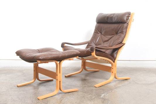 Siesta chair with foot stool