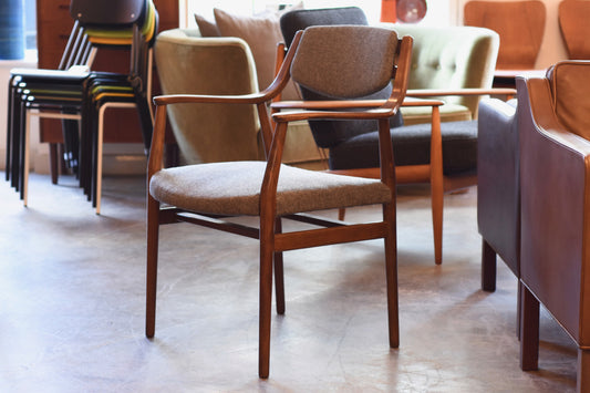 Just in: 1950s beech armchair