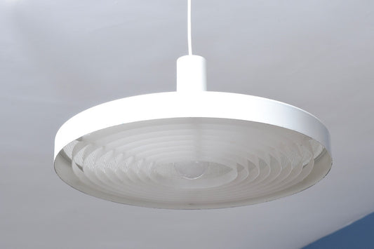 Slim ceiling light with diffuser