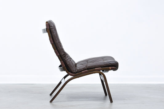 Leather lounger by Farstrup