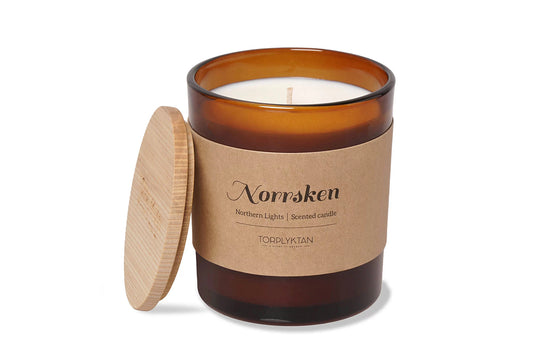 Norrsken candle by Torplyktan - Spiced Oak/310g