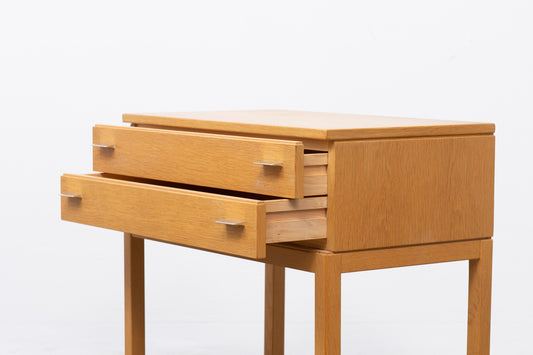 1960s bedside/hallway table in oak