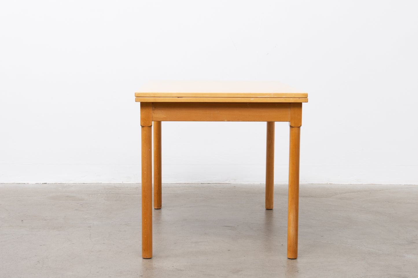 'Tremme' table in beech by Børge Mogensen