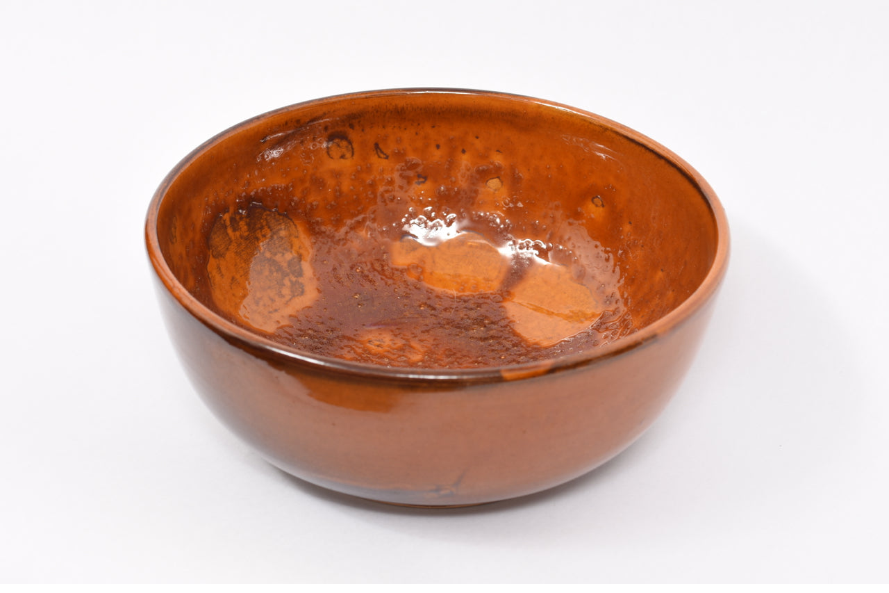 Stoneware bowl by Tymm