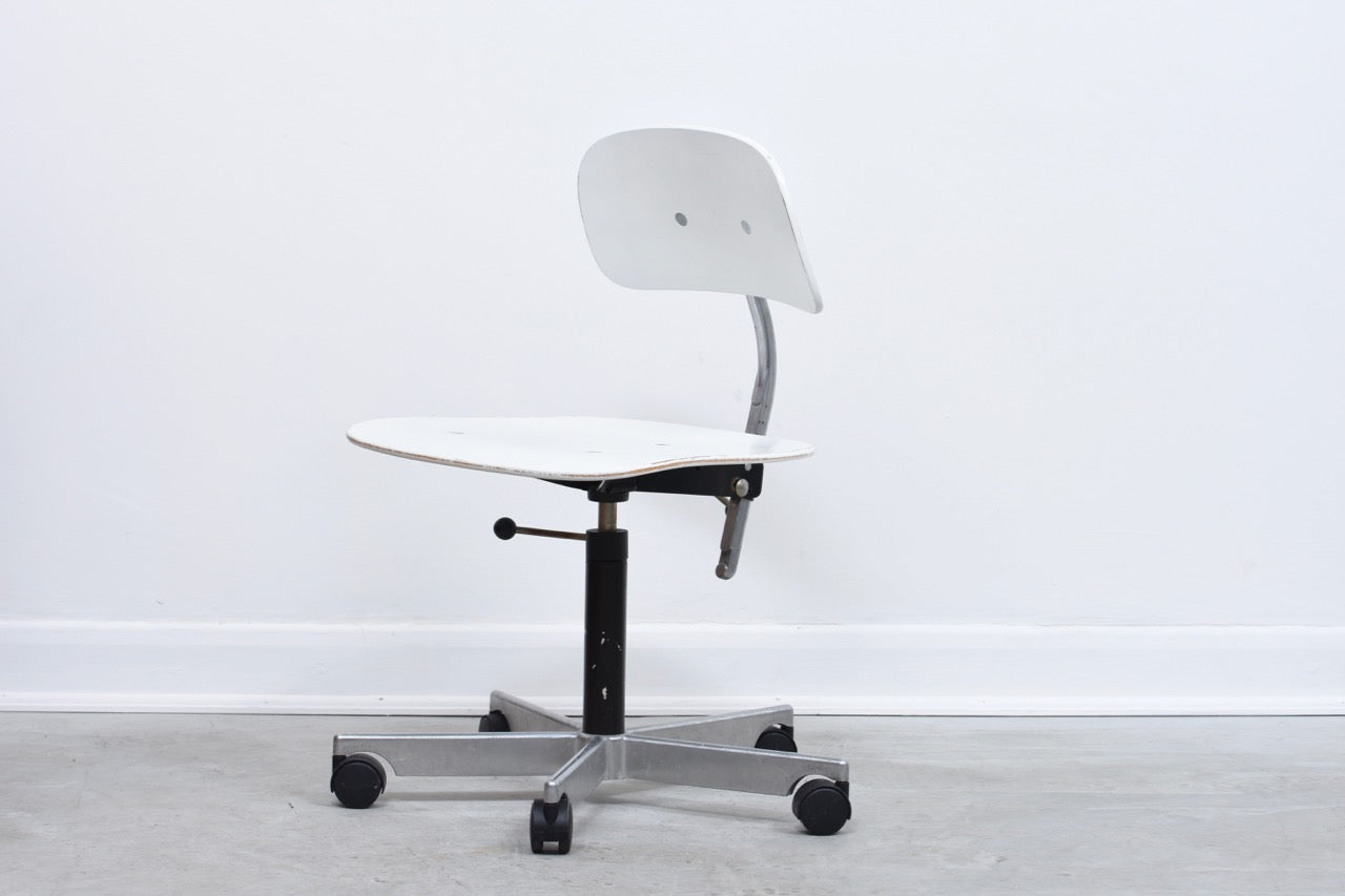 Task chair by KEVI