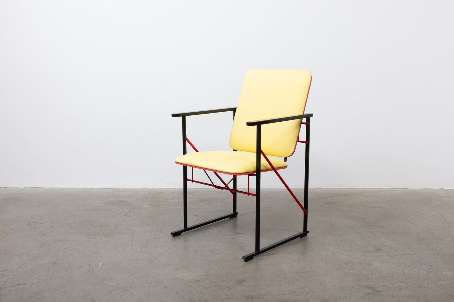 Two available: A500 armchairs by Yrjö Kukkapuro