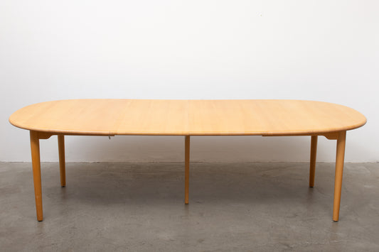 Extending dining table by Brødrene Andersen