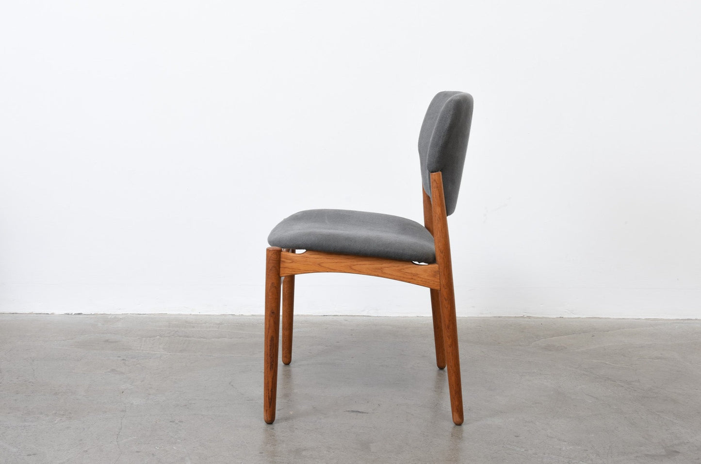 1960s oak chair by Ejnar Larsen & Aksel Bender Madsen