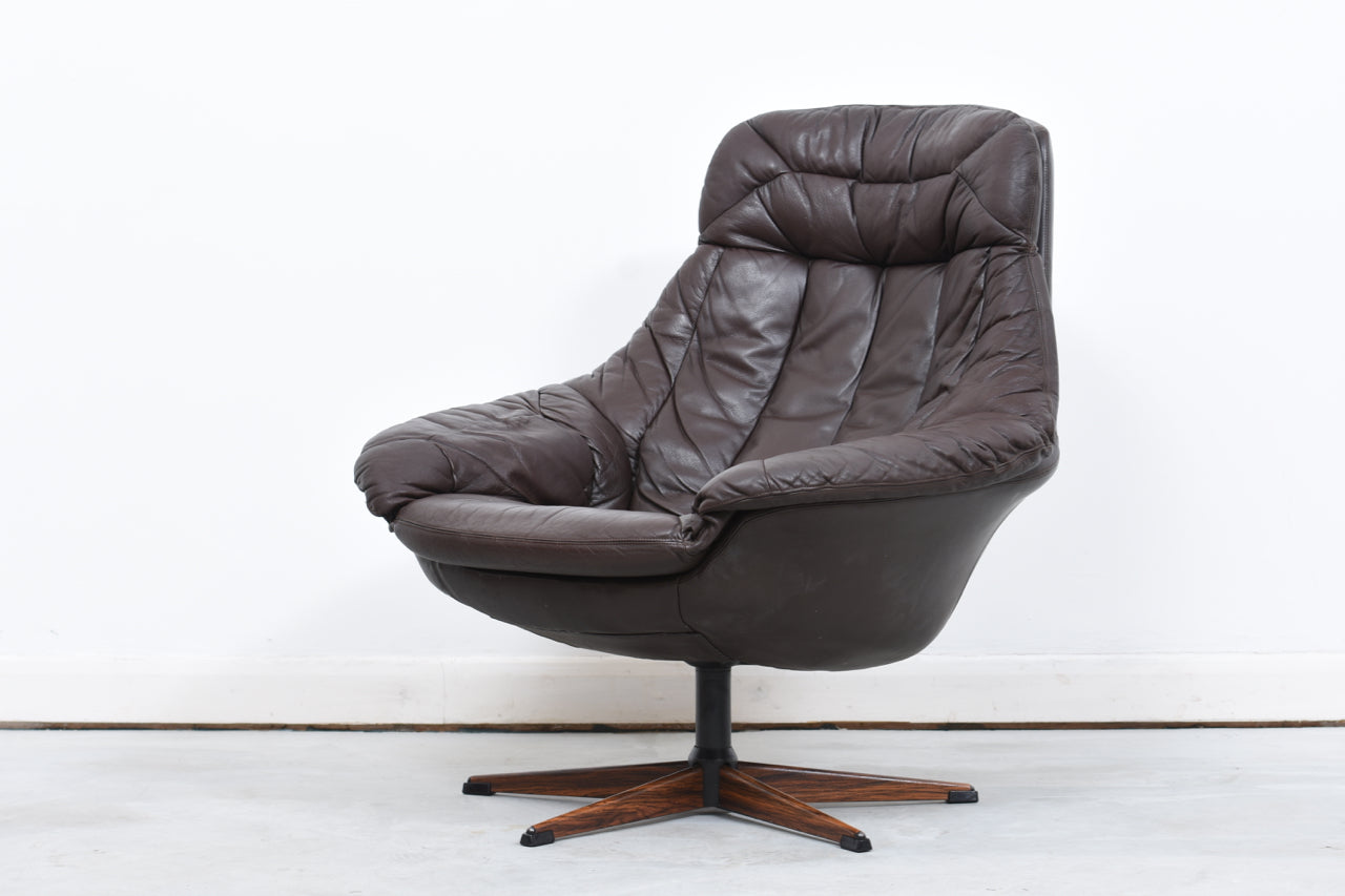 Leather lounger by H.W. Klein for Bramin