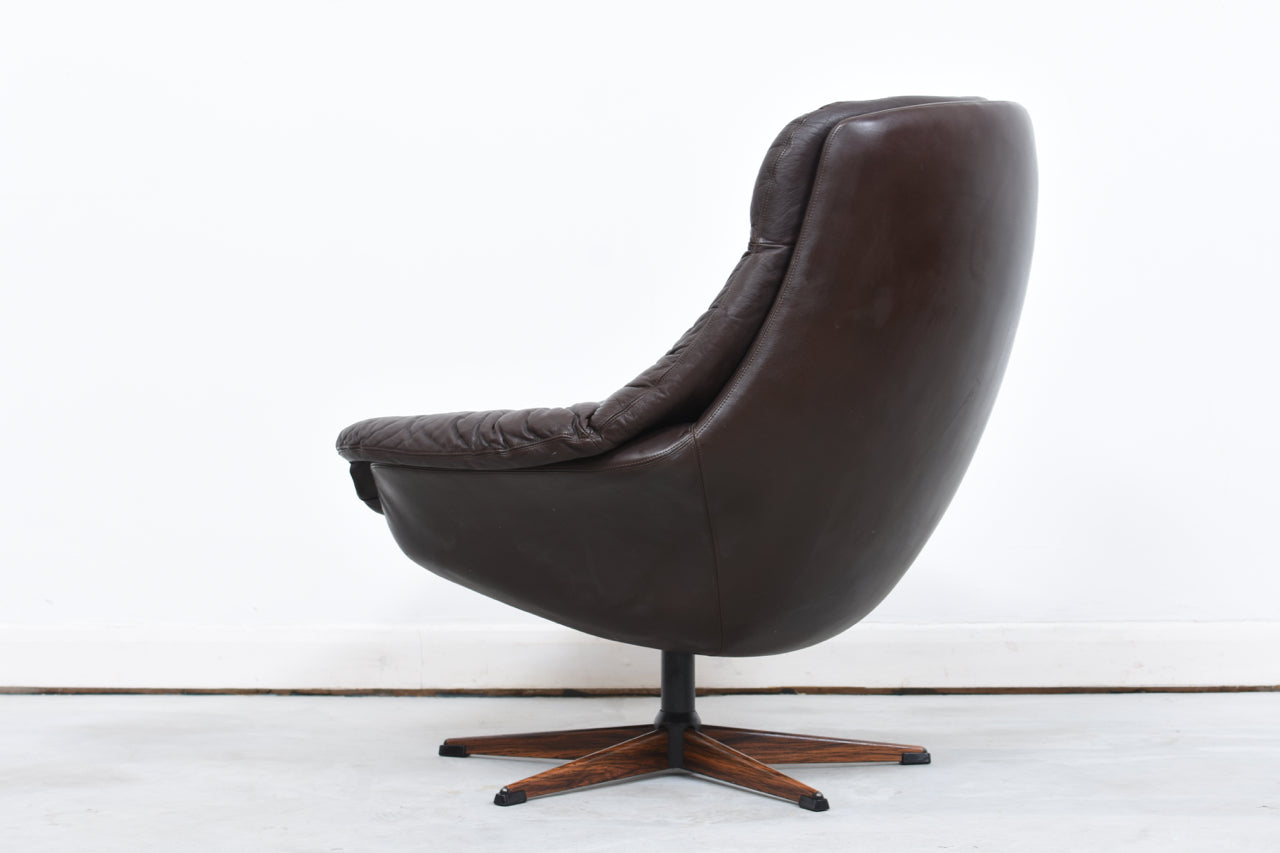 Leather lounger by H.W. Klein for Bramin