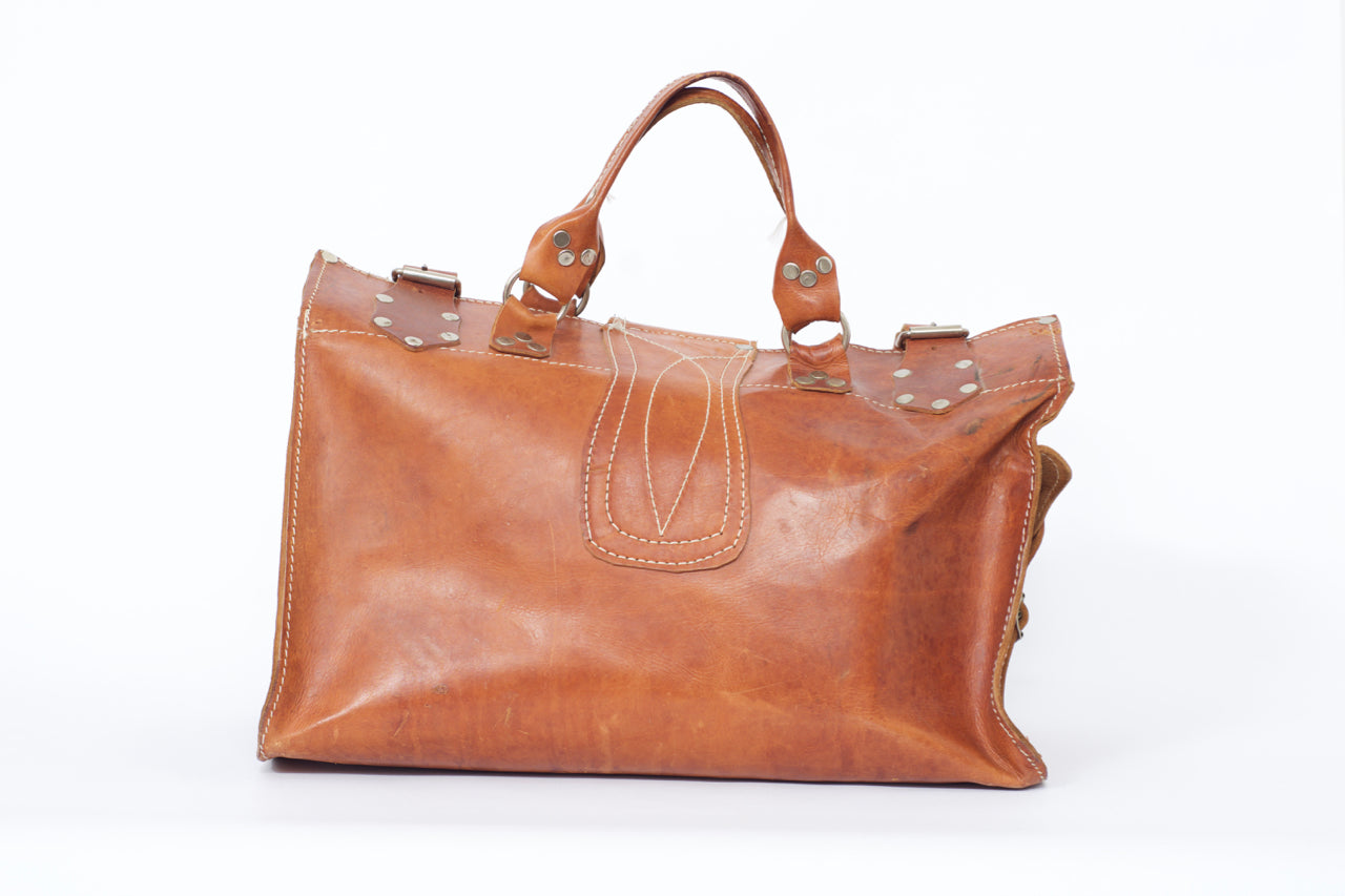 Vintage tan leather hand bag