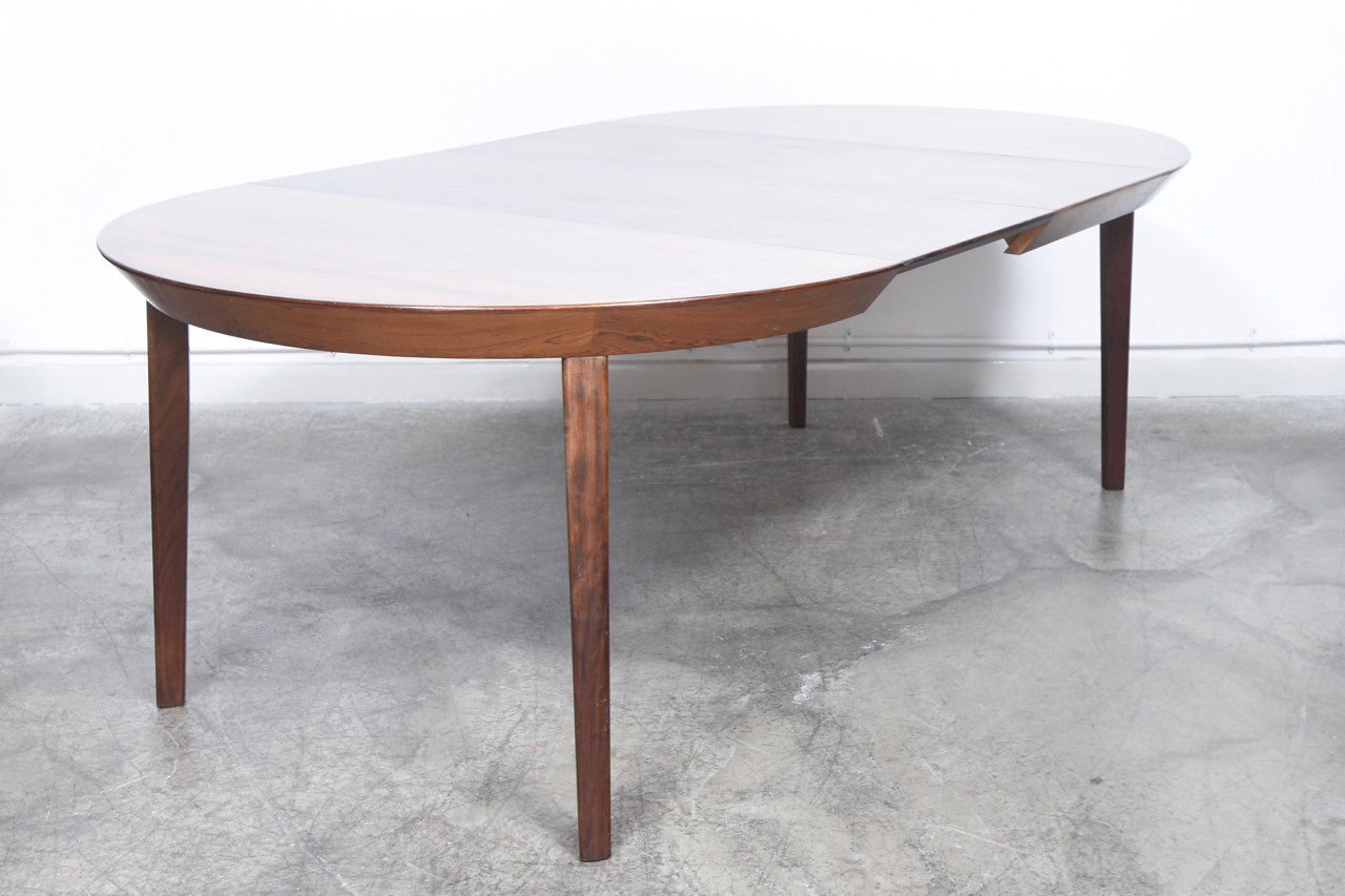 Extending rosewood dining table by Shou Andersen Møbelfabrik