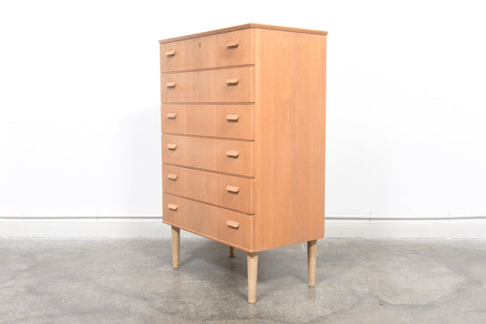 Oak chest of six drawers