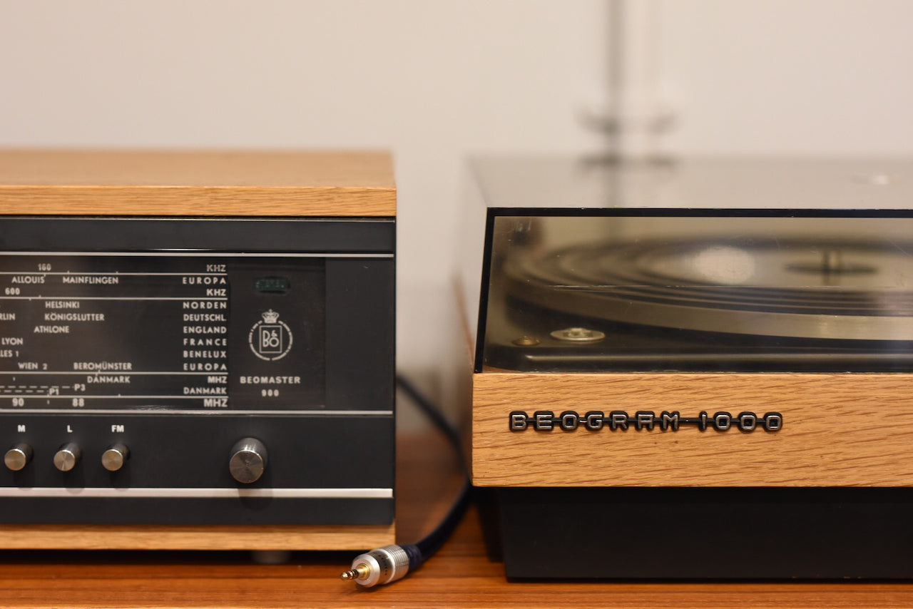 Vintage hifi setup by Bang & Olufsen