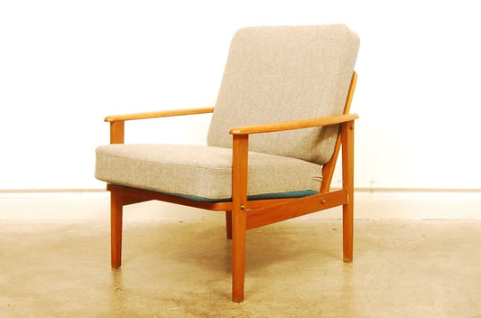 Beech lounge chair w/ reversible cushions