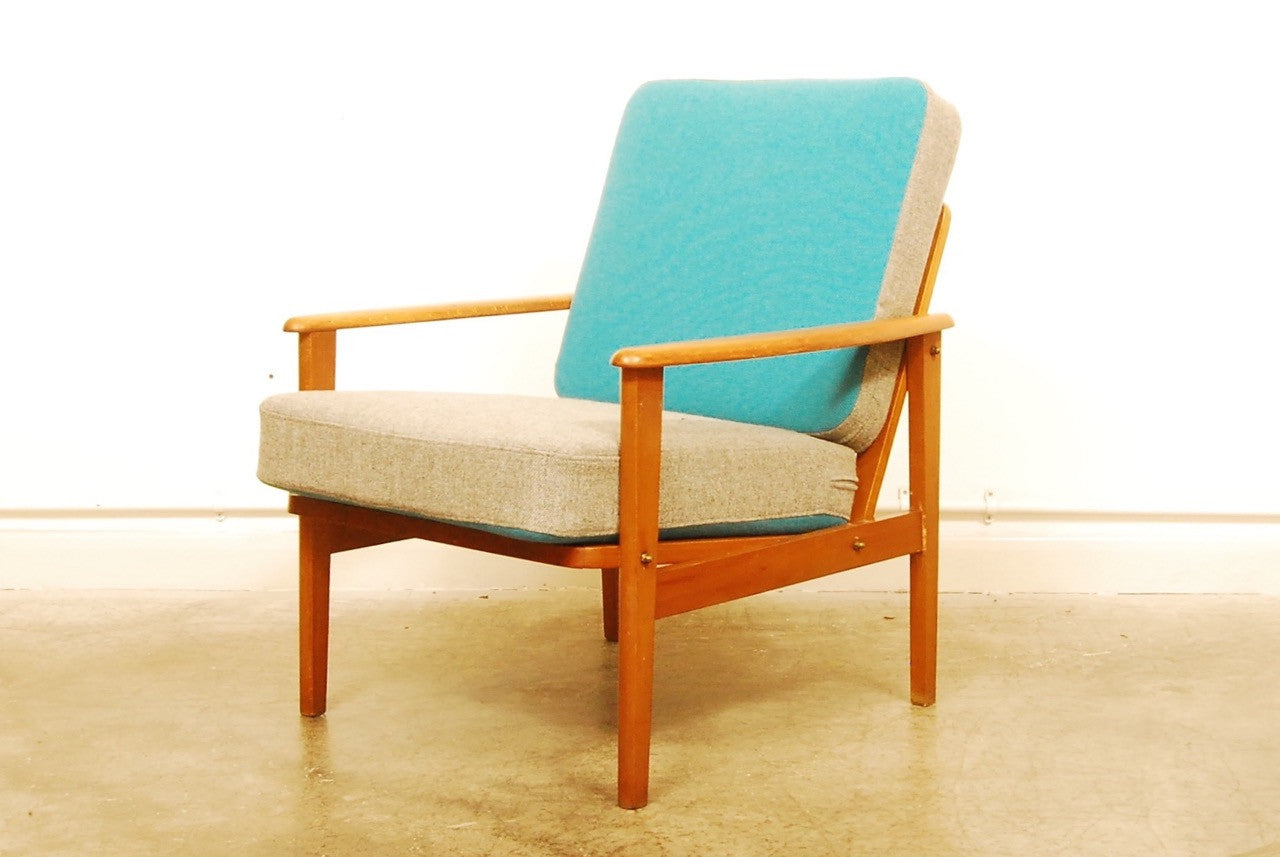 Beech lounge chair w/ reversible cushions