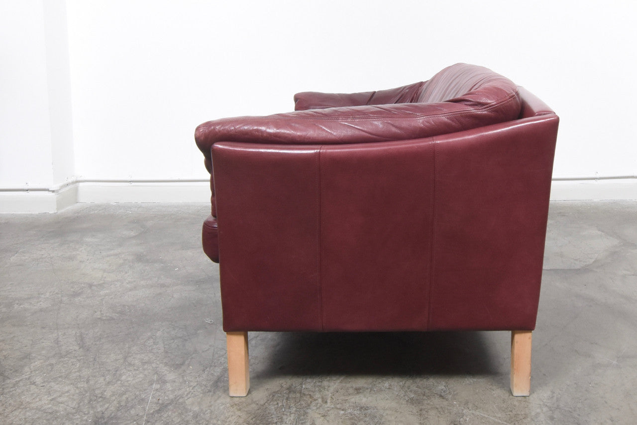 Leather sofa by Mogens Hansen