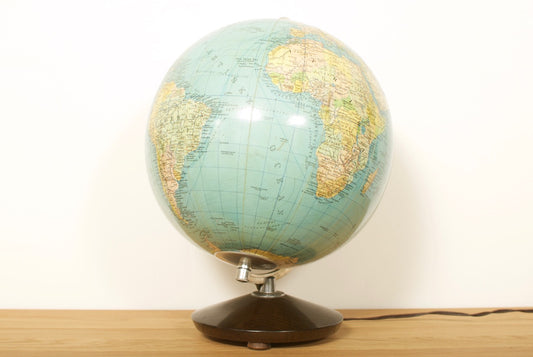 Glass globe by Nordisk Konversations Leksikon