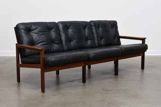 Capella sofa in rosewood by Illum Wikkelsø