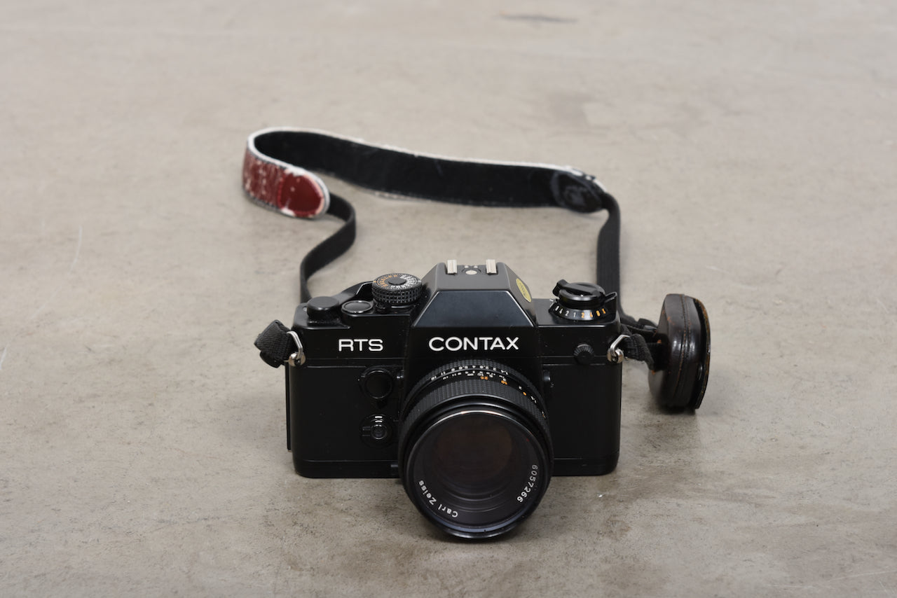 Contax RTS-II SLR camera with Carl Zeiss lens