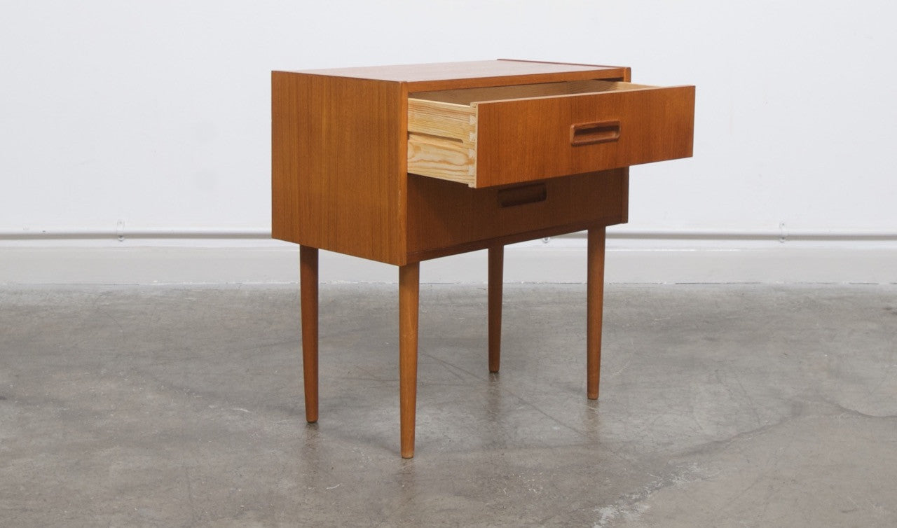 Short chest with two drawers