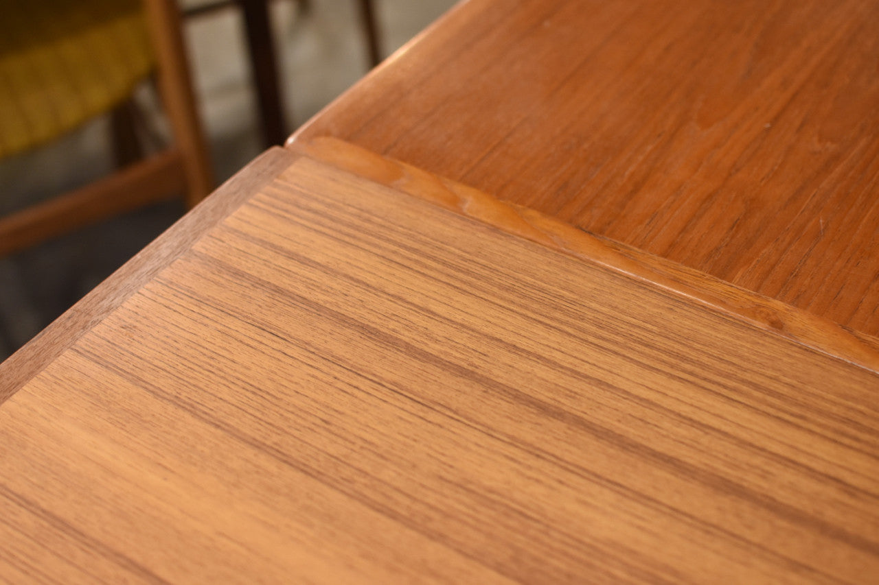 Just in: Extending teak dining table