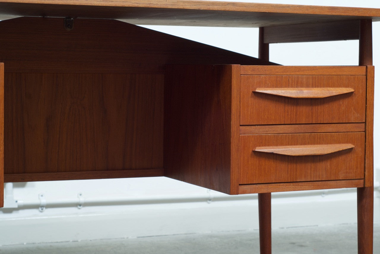 Twin pedestal desk