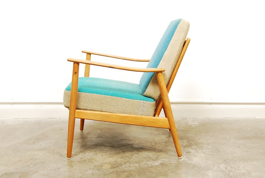 Oak lounge chair