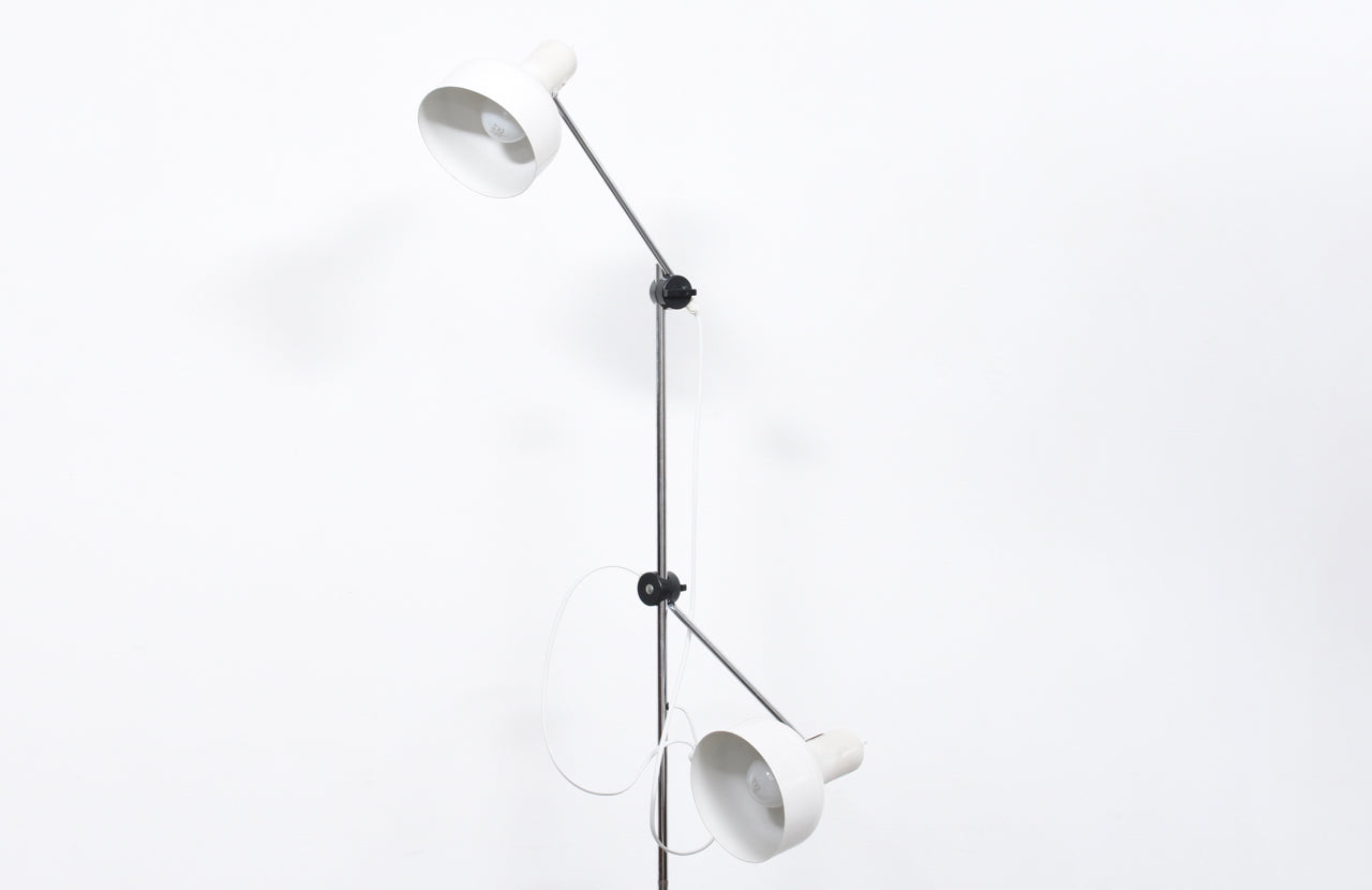 Twin-headed floor lamp with matt white shades