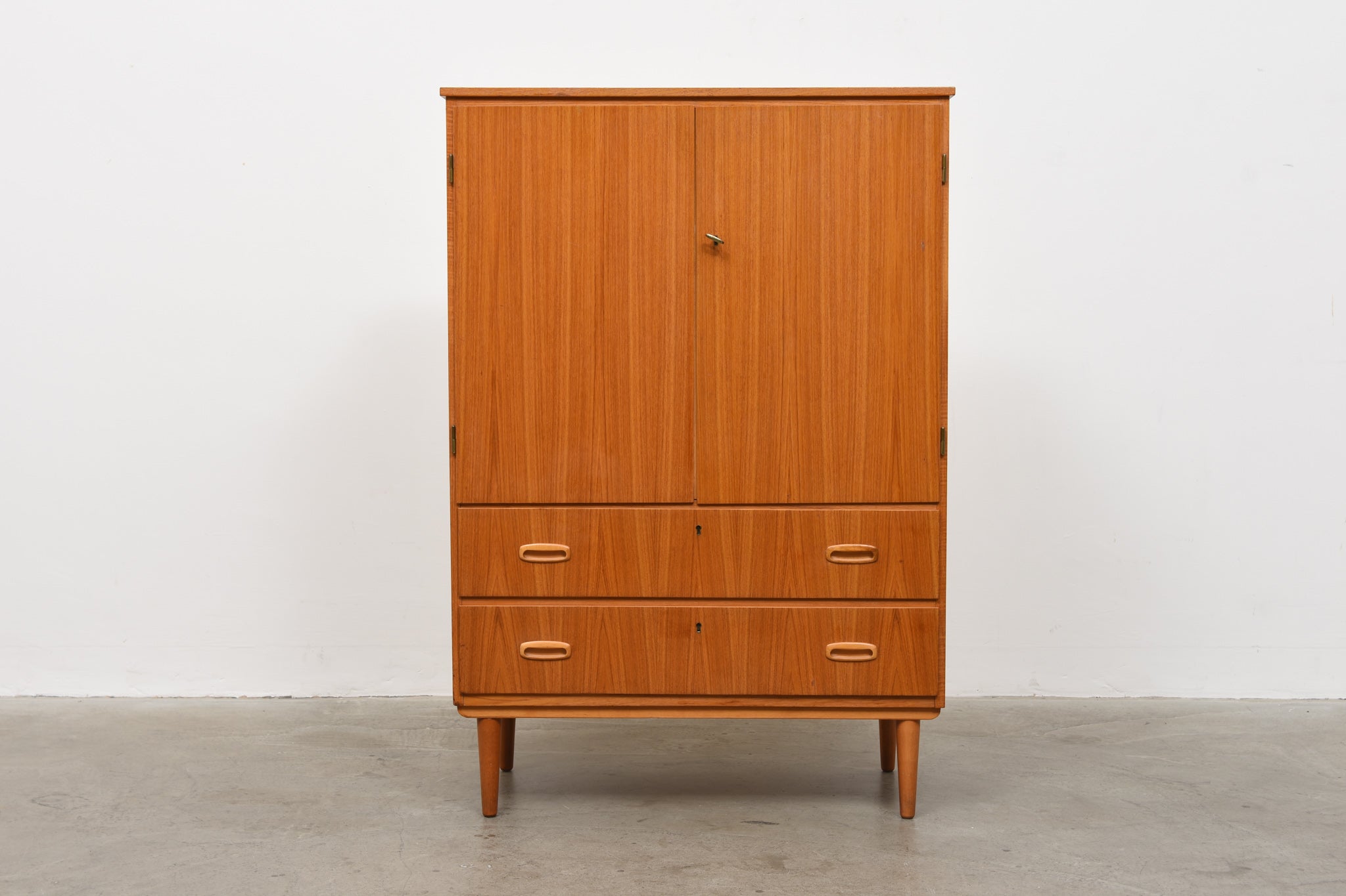 1950s teak storage cabinet – CHASE & SORENSEN