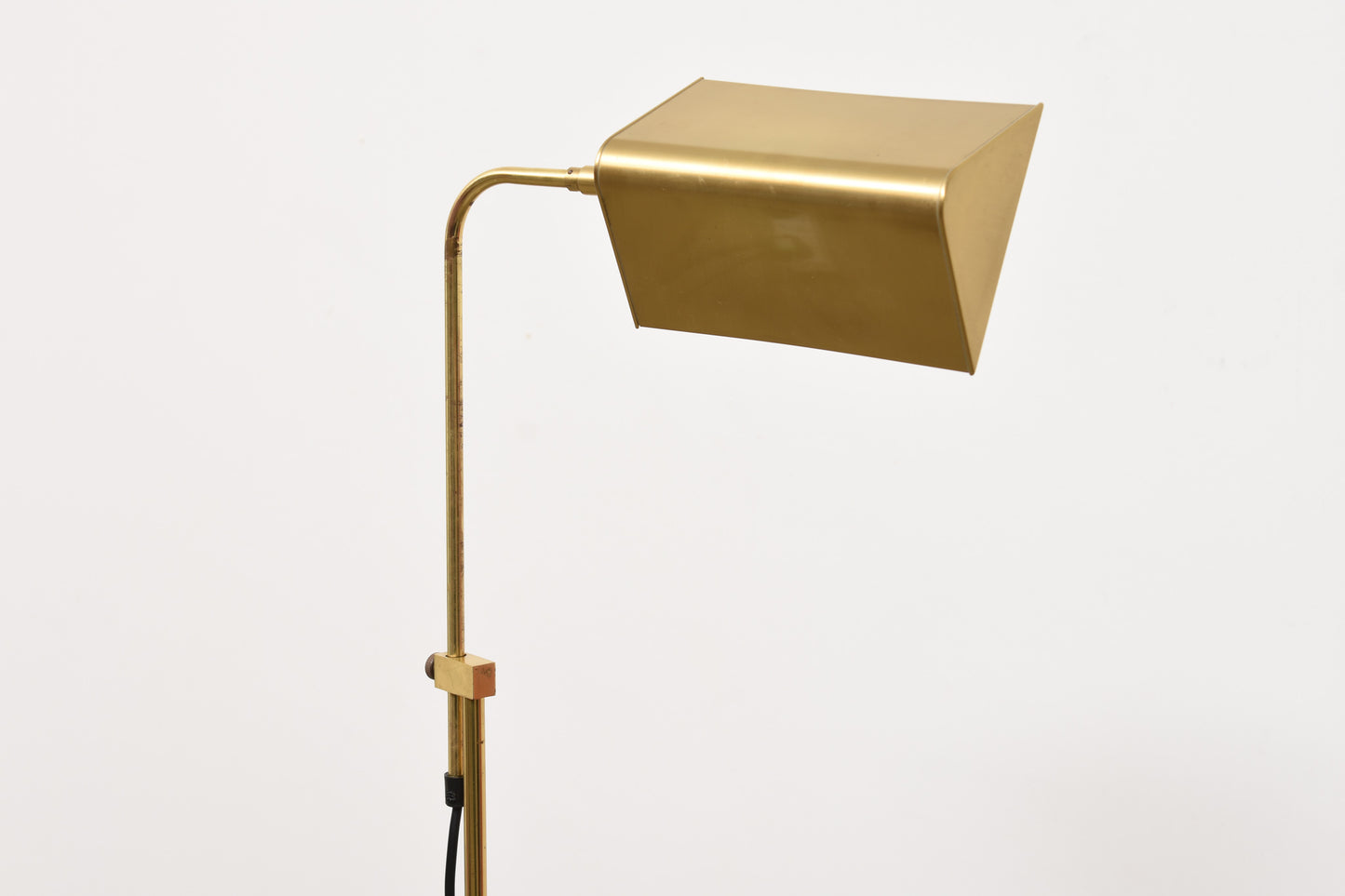 Vintage brass floor lamp by Frandsen