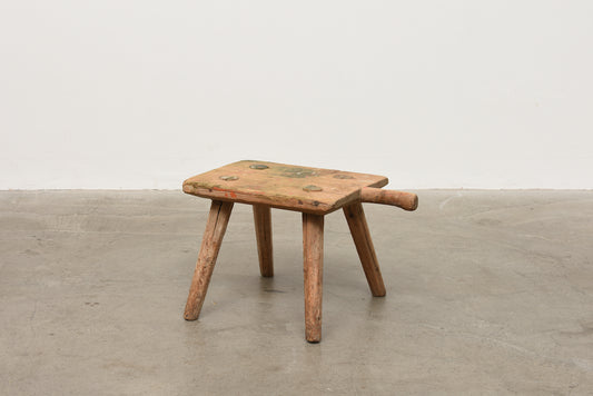 Primitive milking stool with handle