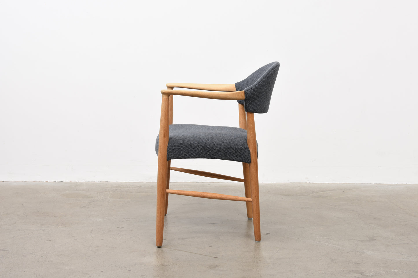 Oak armchair by Ejnar Larsen & Aksel Bender Madsen