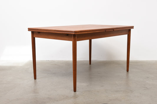 1960s Danish dining table in teak - 140L cm
