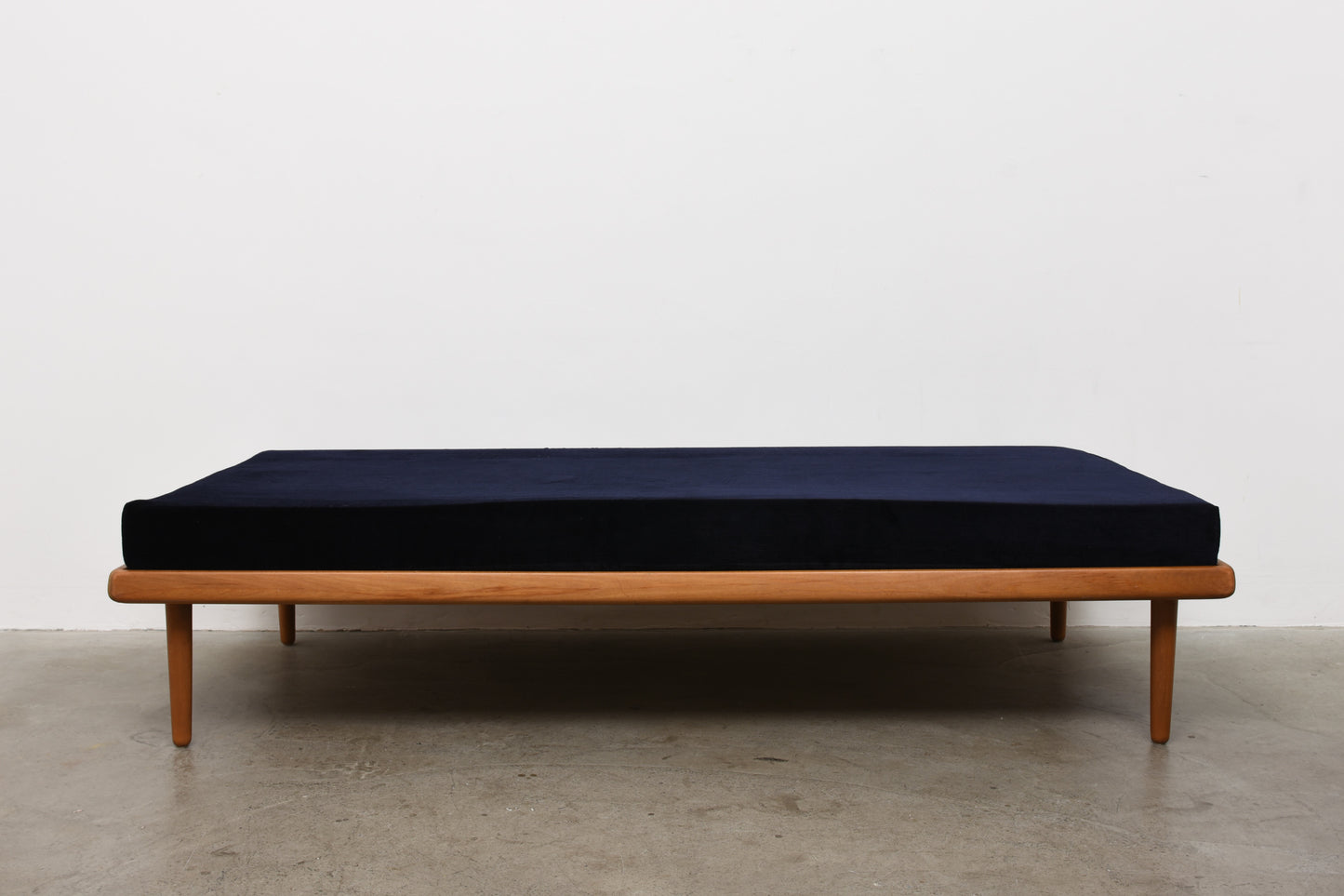 Day bed by Sigvard Bernadotte & Acton Bjorn
