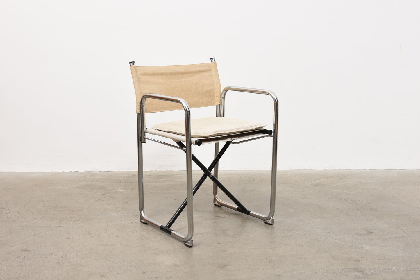 X75-2 armchair by Lindau & Lindekrantz