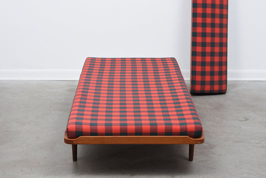 1960s Scandinavian daybed in teak