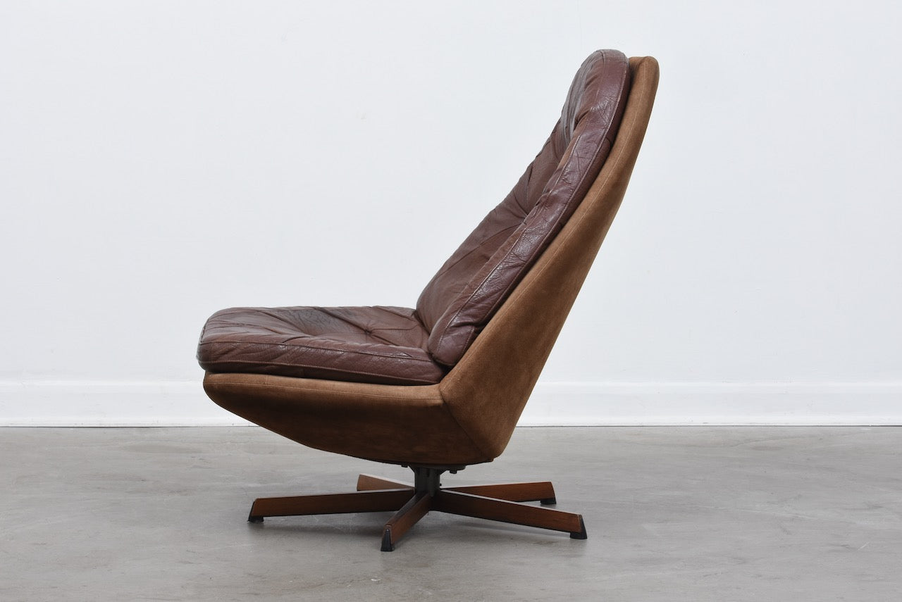 Reclining leather lounge chair by Madsen & Schubell