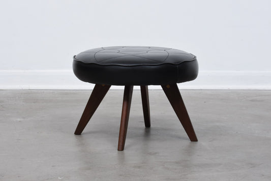 Round foot stool on teak legs